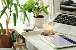 How to Create a Relaxing and Productive Home Workspace
